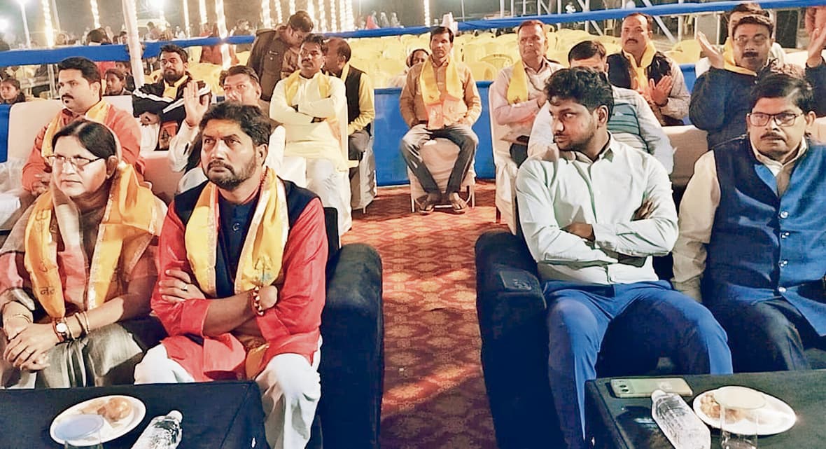 Gopalganj News  : जहां गरजती थीं बंदूकें, आज वाद्य यंत्रों की सुर-ताल से झंकृत हो रहा इलाका