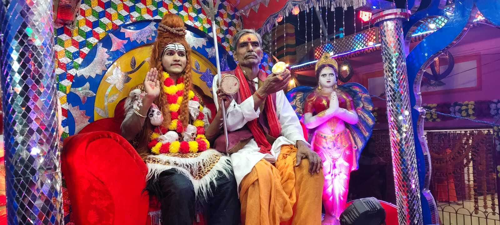 छत्रपुरेश्वर नाथ मंदिर से निकली शिवजी की बारात, धूमधाम से संपन्न हुआ शिव-पार्वती का विवाहोत्सव