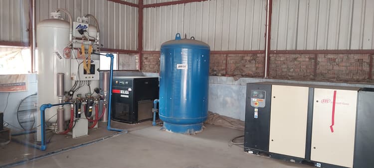 सदर अस्पताल में 600 एलपीएम का ऑक्सीजन प्लांट मेंटेनेंस के अभाव में ठप