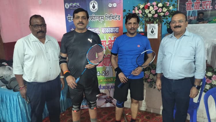 Badminton : बैडमिंटन टूर्नामेंट में निदेशक कार्मिक व फाइनांस ने दिखाया दमखम