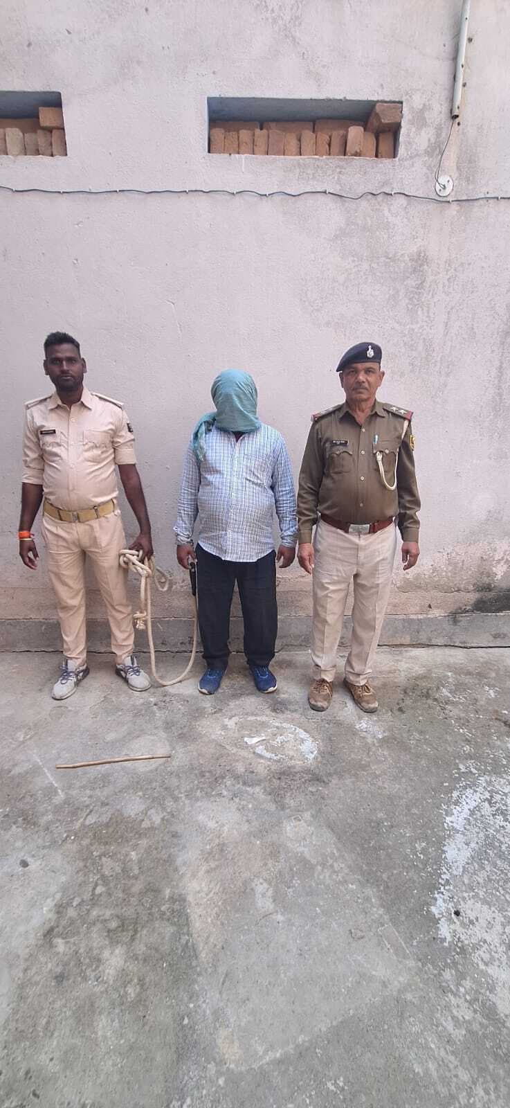 13 वर्षों से हत्या के मामले में फरार नक्सली को एसटीएफ ने किया गिरफ्तार