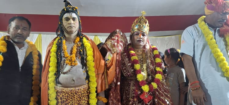 दखनेर में भगवान शिव की प्राणप्रतिष्ठा पर हुआ भंडारा