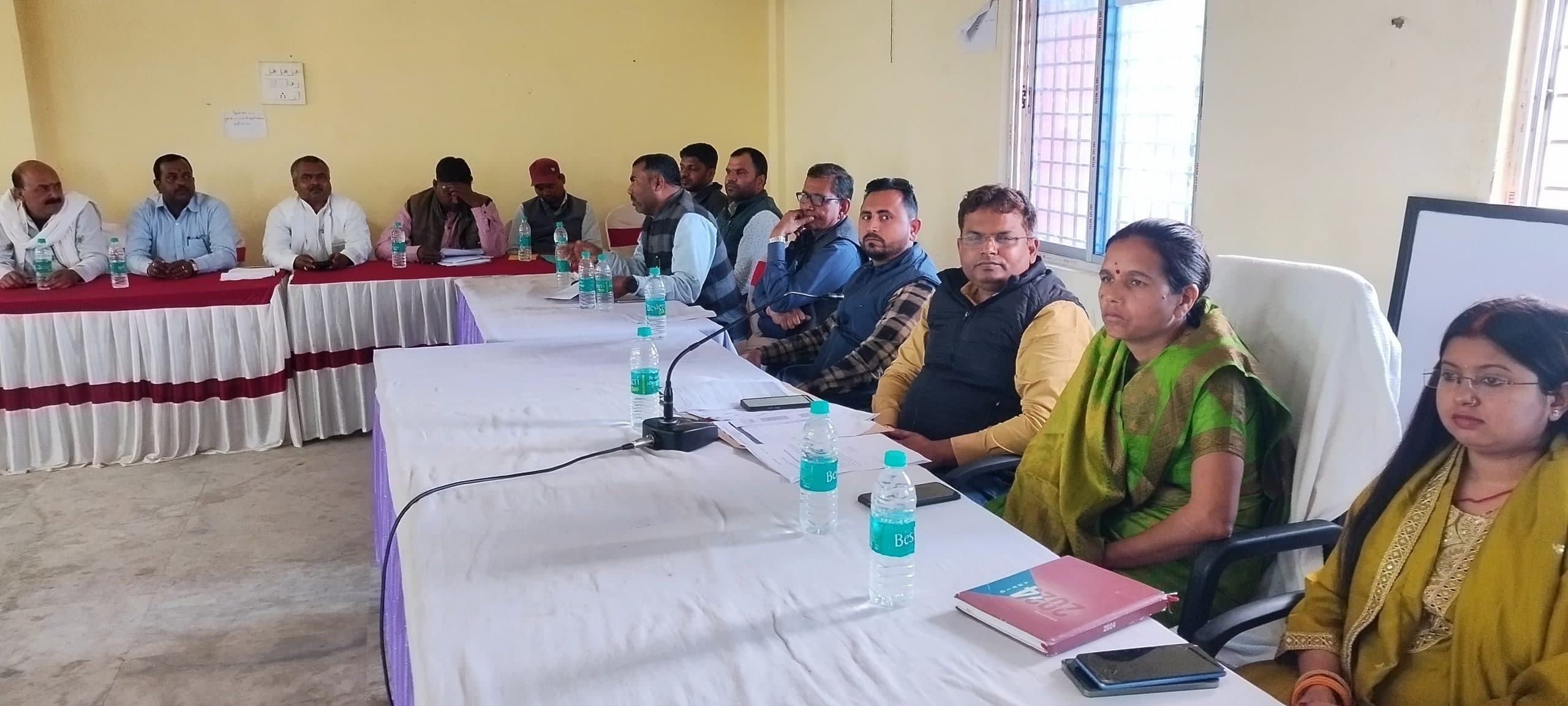 Madhubani News : पंसस की बैठक में संचालित योजनाओं की हुई समीक्षा