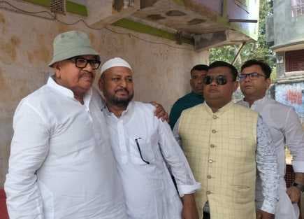 जाहिदा खातून के जनाजे में शामिल हुए फुरकान अंसारी