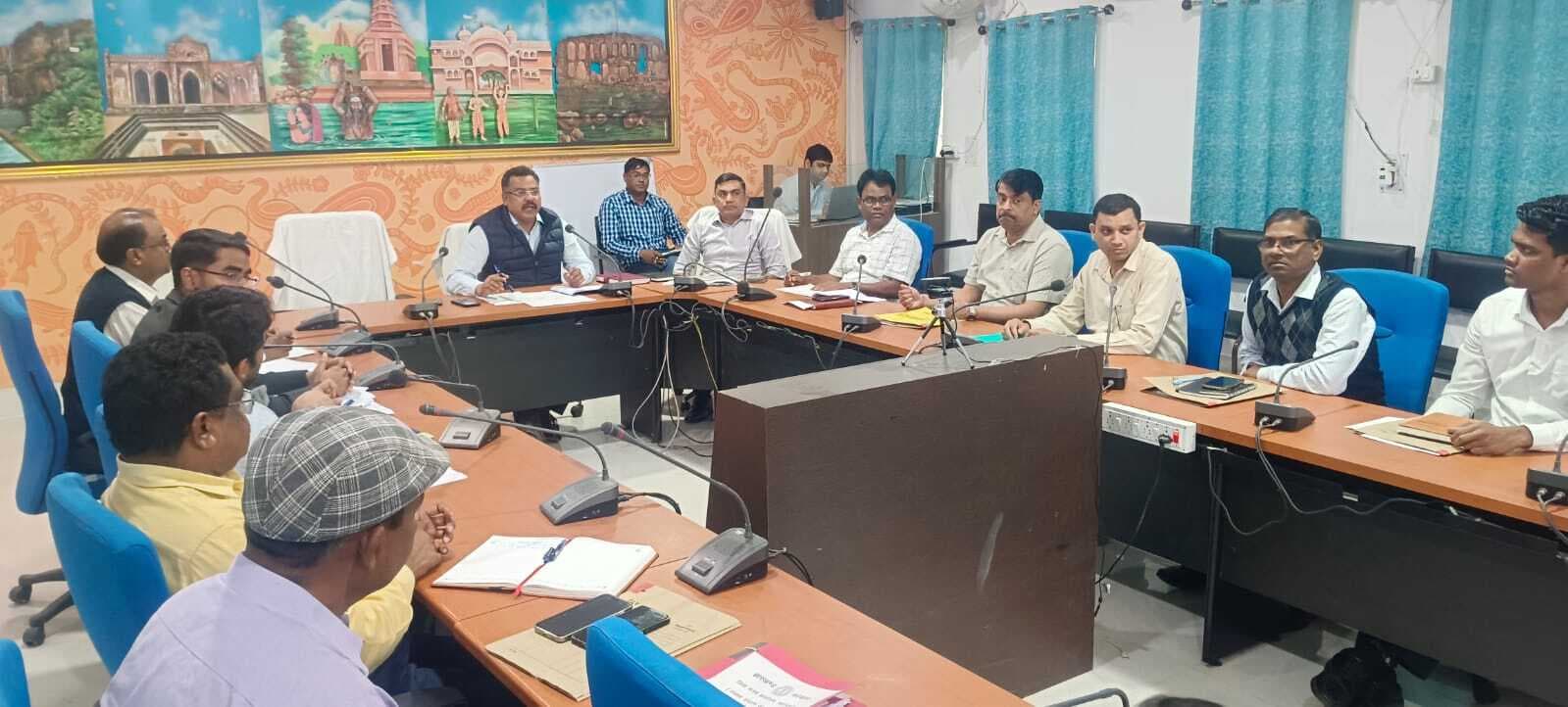 एसी ने साहिबगंज, राजमहल और बरहेट के सीओ को कम राजस्व उगाही पर लगायी फटकार