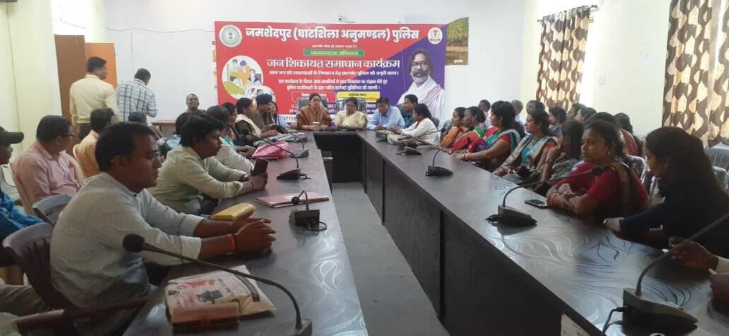 East singhbhum news : सद्भाव से मनायें पर्व, अफवाह से बचें अन्यथा कार्रवाई होगी : बीडीओ