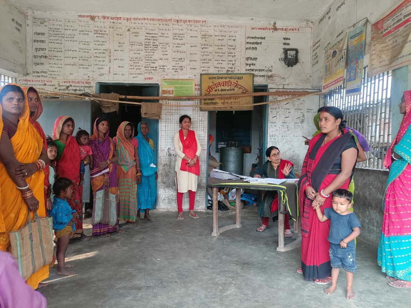 सीडीपीओ ने आंगनबाड़ी केंद्रों का किया निरीक्षण