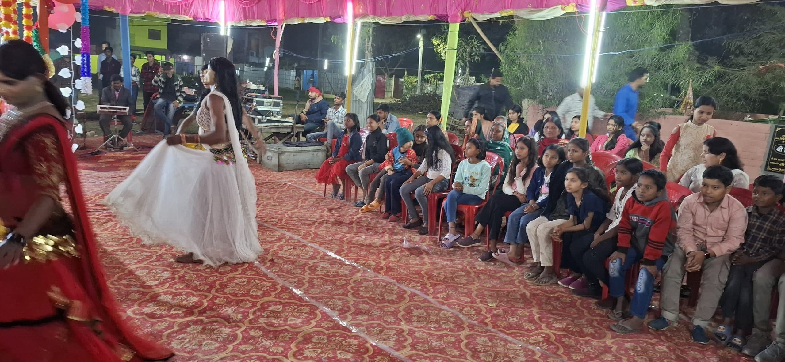 हाउसिंग कॉलोनी में हुआ अष्टयाम का आयोजन