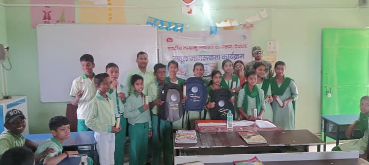 Deoghar news : स्कूली बच्चों को तंबाकू के हानिकारक प्रभावों के बारे में बताया, इस्तेमाल नहीं करने की दिलायी शपथ