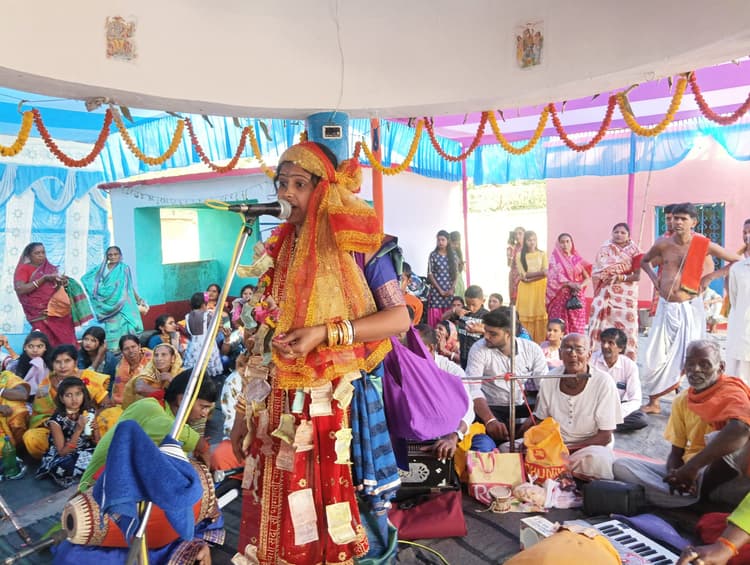 अखंड हरि कीर्तन कुंजविलास के साथ समापन