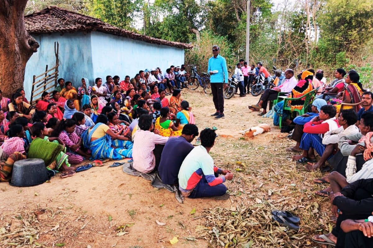 Gumla News: 2 साल से परेशान 5 गांव के लोग, 2 गांव के लोगों ने लगा रखा है ये प्रतिबंध