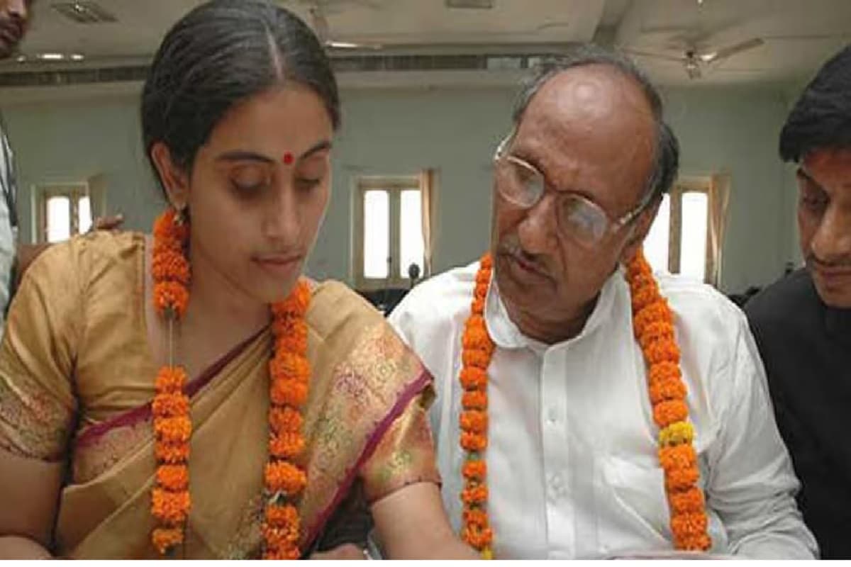 मटुकनाथ ने बताई जूली से जुड़ी वेस्टइंडीज की कहानी, पढ़िए कहां और किसके साथ रहती है