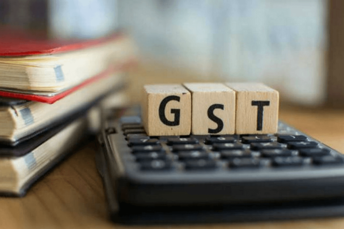 Motihari News: दो बड़े बिजनेसमैन के ठिकानों पर GST की छापेमारी, करोड़ों की बिक्री छुपाने का आरोप