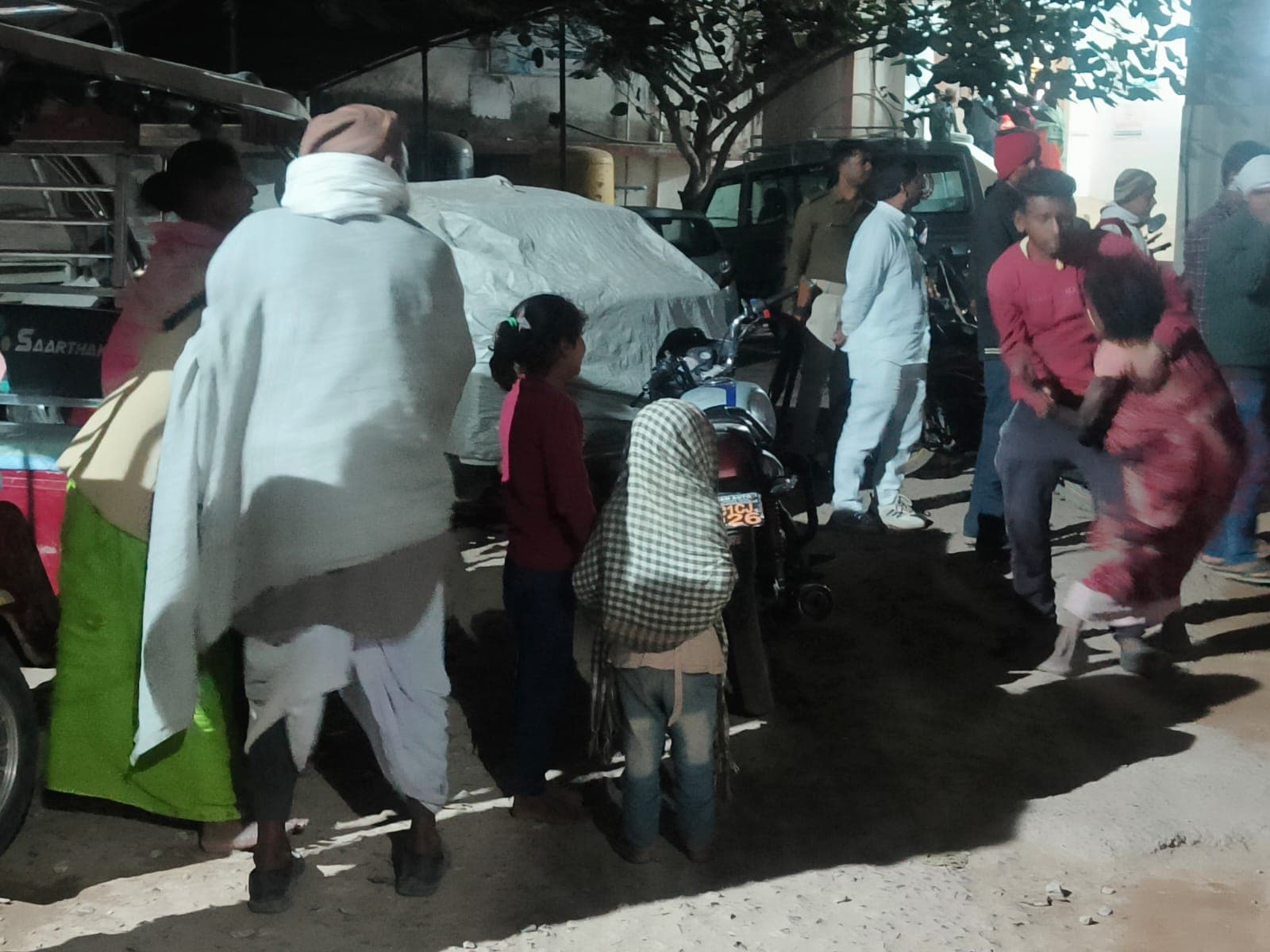 राजगीर में ट्रक और बाइक में सीधी टक्कर, प्रयागराज जा रही महिला समेत तीन की मौत