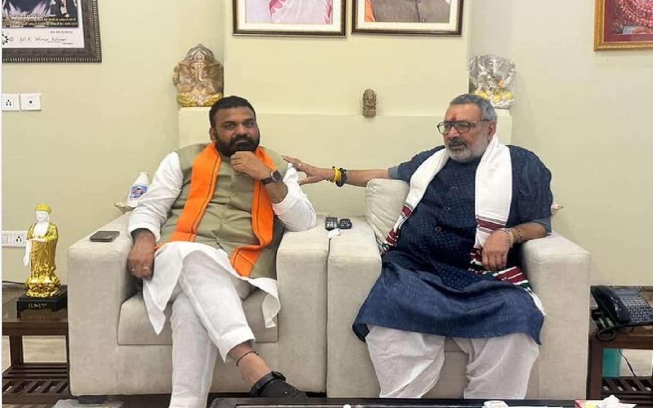 Video: सम्राट चौधरी और गिरिराज सिंह की बातचीत का वीडियो वायरल! तेजस्वी और लालू पर क्या कह दिया?