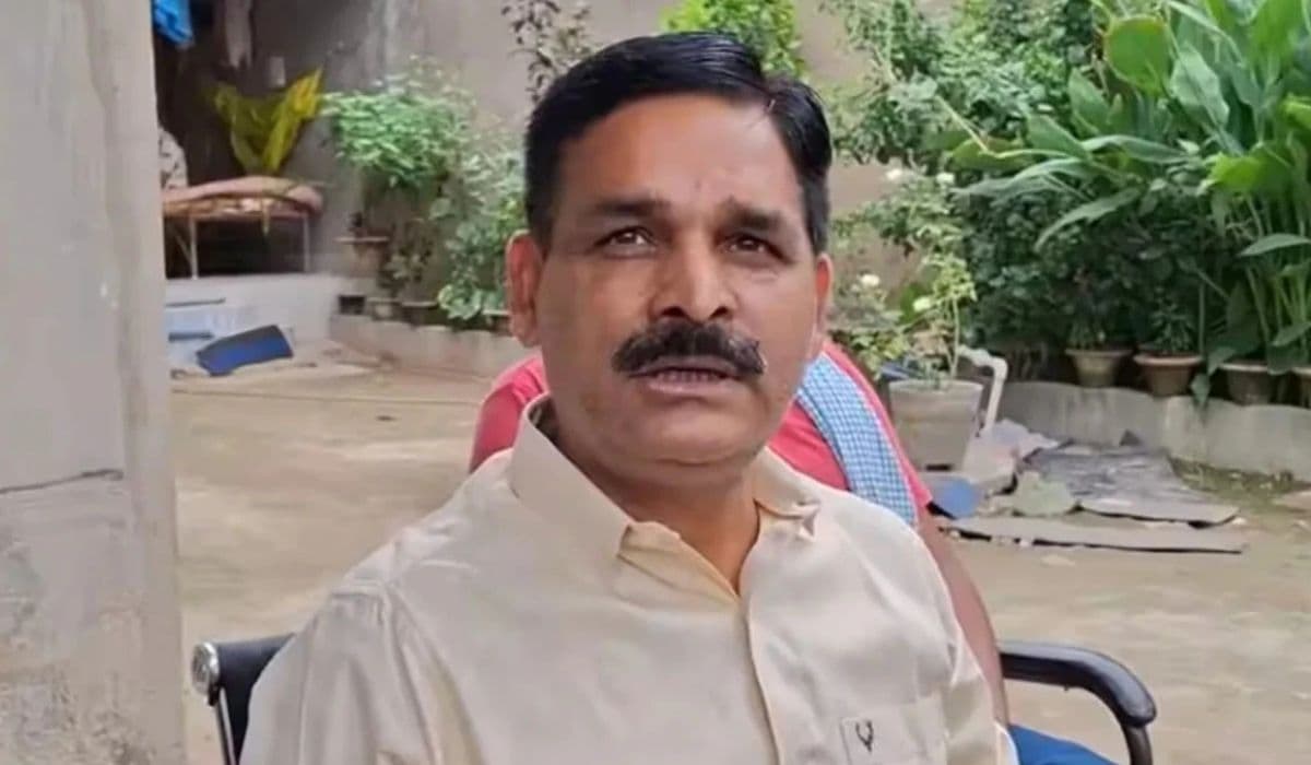 पटना में बाहुबली विधायक शंकर सिंह के सरकारी आवास पर हमला, गेट तोड़ा, नेम प्लेट भी किया क्षतिग्रस्त