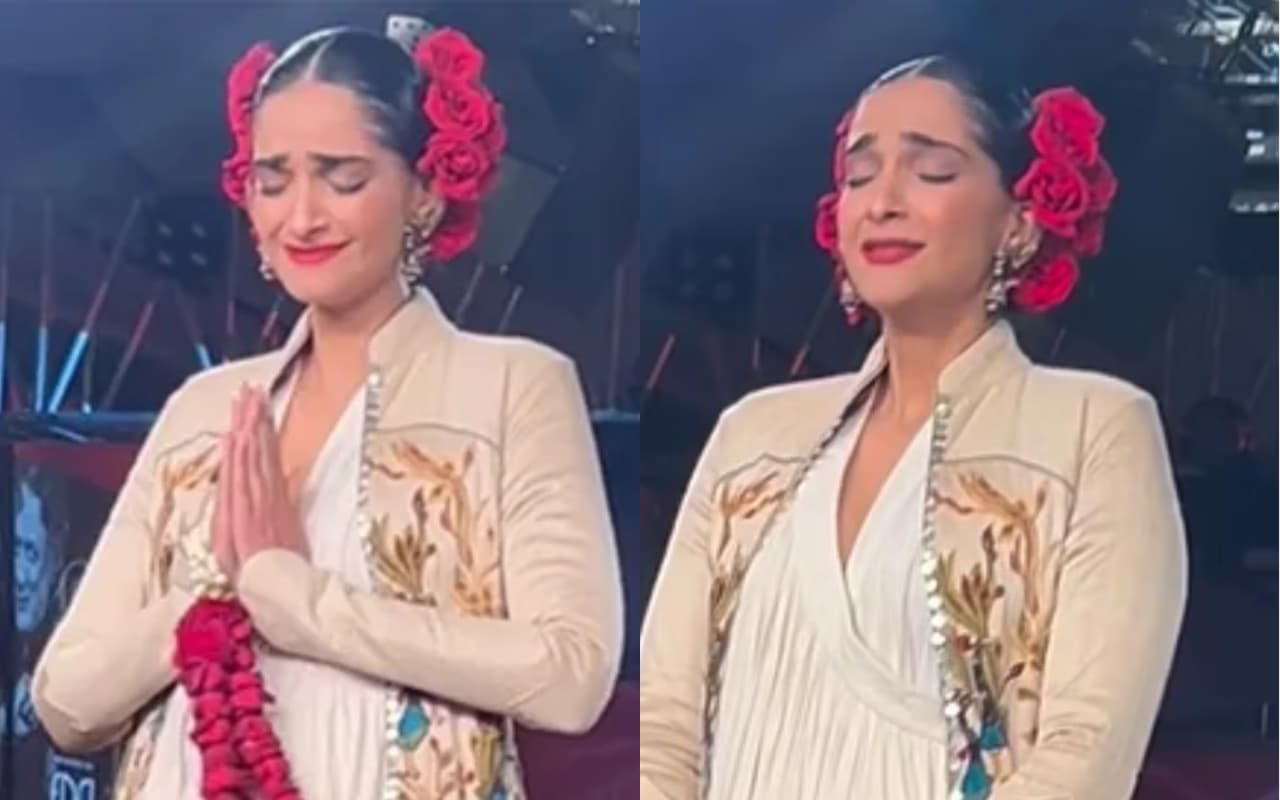 Viral Video: ऐसा क्या हुआ जो स्टेज पर फूट-फूटकर रोने लगी अनिल कपूर की बेटी, वीडियो हो रहा वायरल