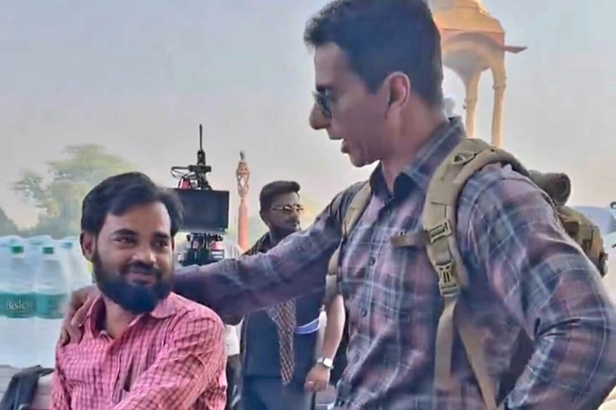 Video: बिहार के तीन बच्चों के लिए मसीहा बने सोनू सूद, फतेह की शूटिंग के दौरान सिकंदर से किया बड़ा वादा