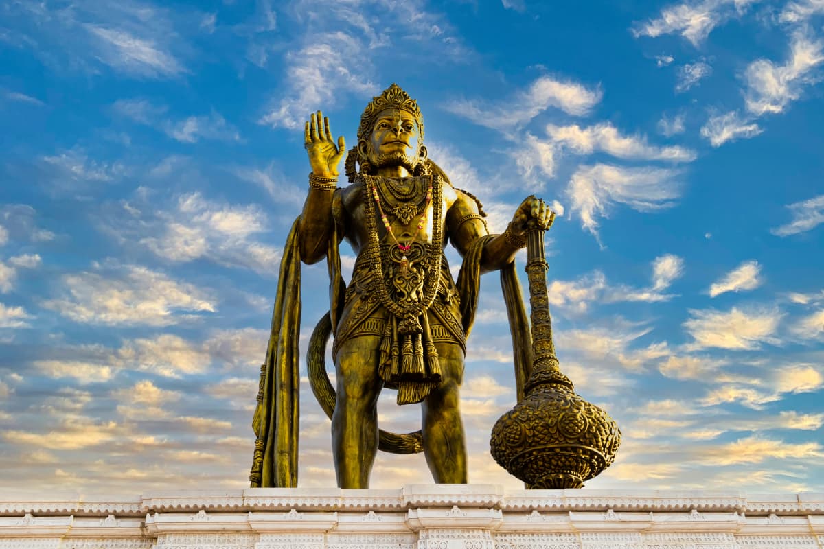 Swapna Shastra: क्या होता है जब आपको सपने में दिखते हैं हनुमान भगवान, जानें पीछे का रहस्य