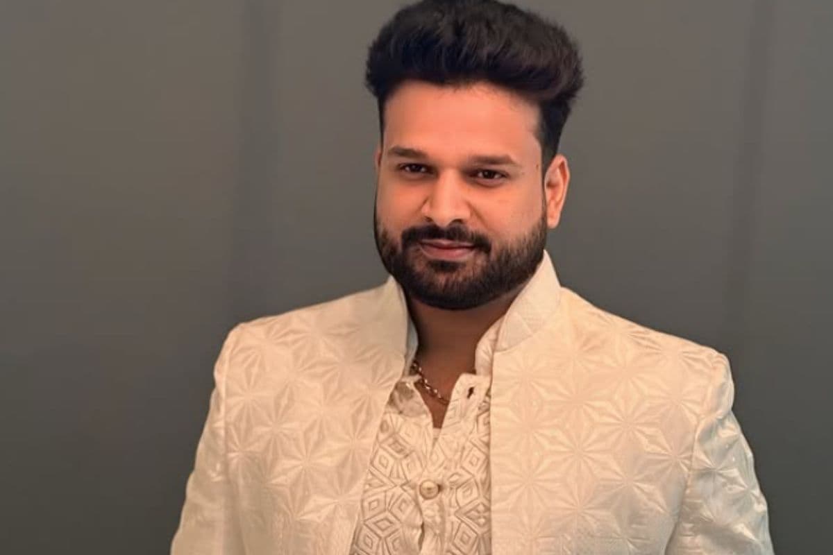 Ritesh Pandey Net Worth: ऐसी लैविश लाइफस्टाइल जीते है भोजपुरी स्टार रितेश पांडे, नेट वर्थ जान कर हो जाएंगे हैरान