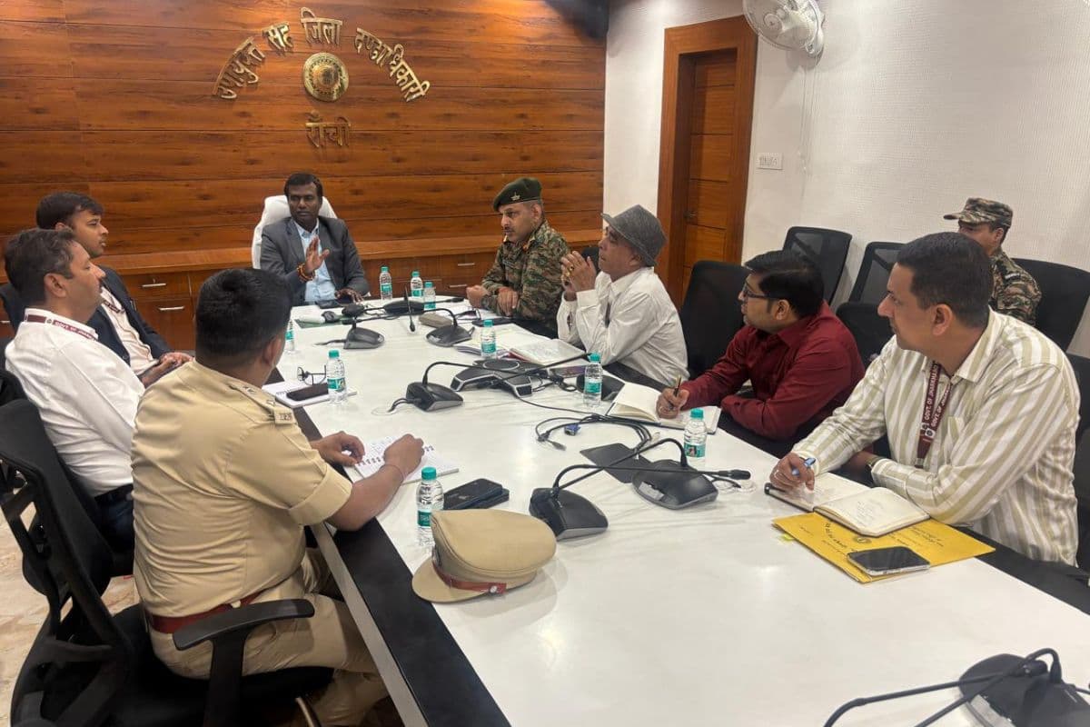 Army Recruitment Rally 2025: रांची में होगी सेना भर्ती रैली, संदिग्धों पर कड़ी नजर, डीसी मंजूनाथ भजंत्री ने दिए निर्देश