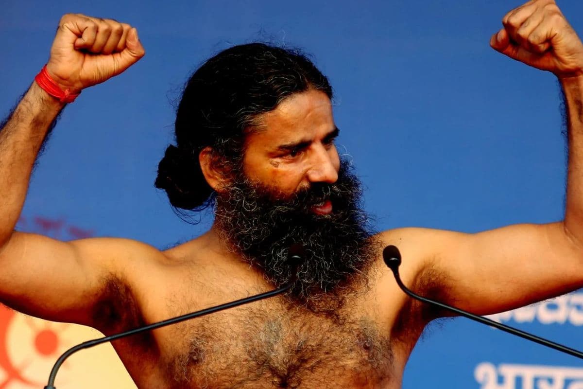 Viral Video: गंगा में कूदे बाबा रामदेव, वीडियो सोशल मीडिया पर वायरल