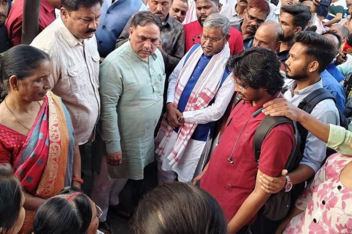 Anil Tiger Murder Case: बाबूलाल मरांडी पहुंचे रिम्स, परिजनों से की मुलाकात, 27 मार्च को झारखंड बंद