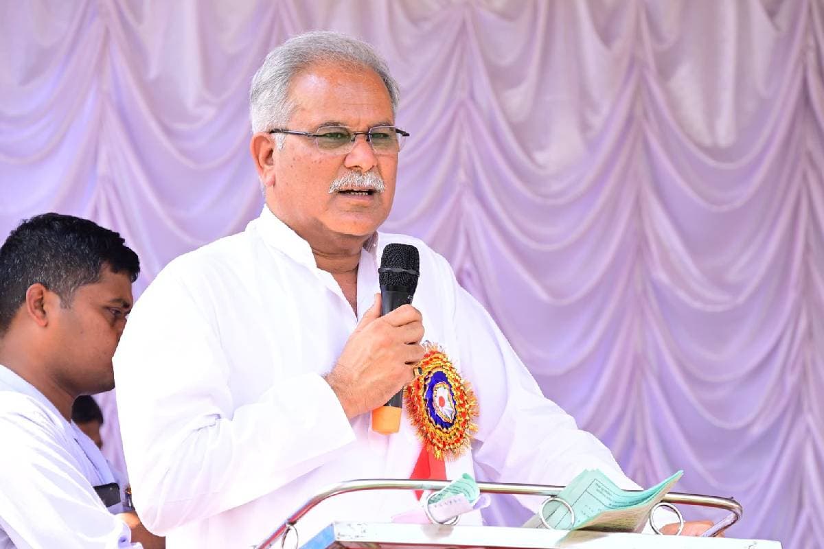 ED Raid : भूपेश बघेल के बेटे पर ईडी का शिकंजा, 14 ठिकानों पर छापेमारी