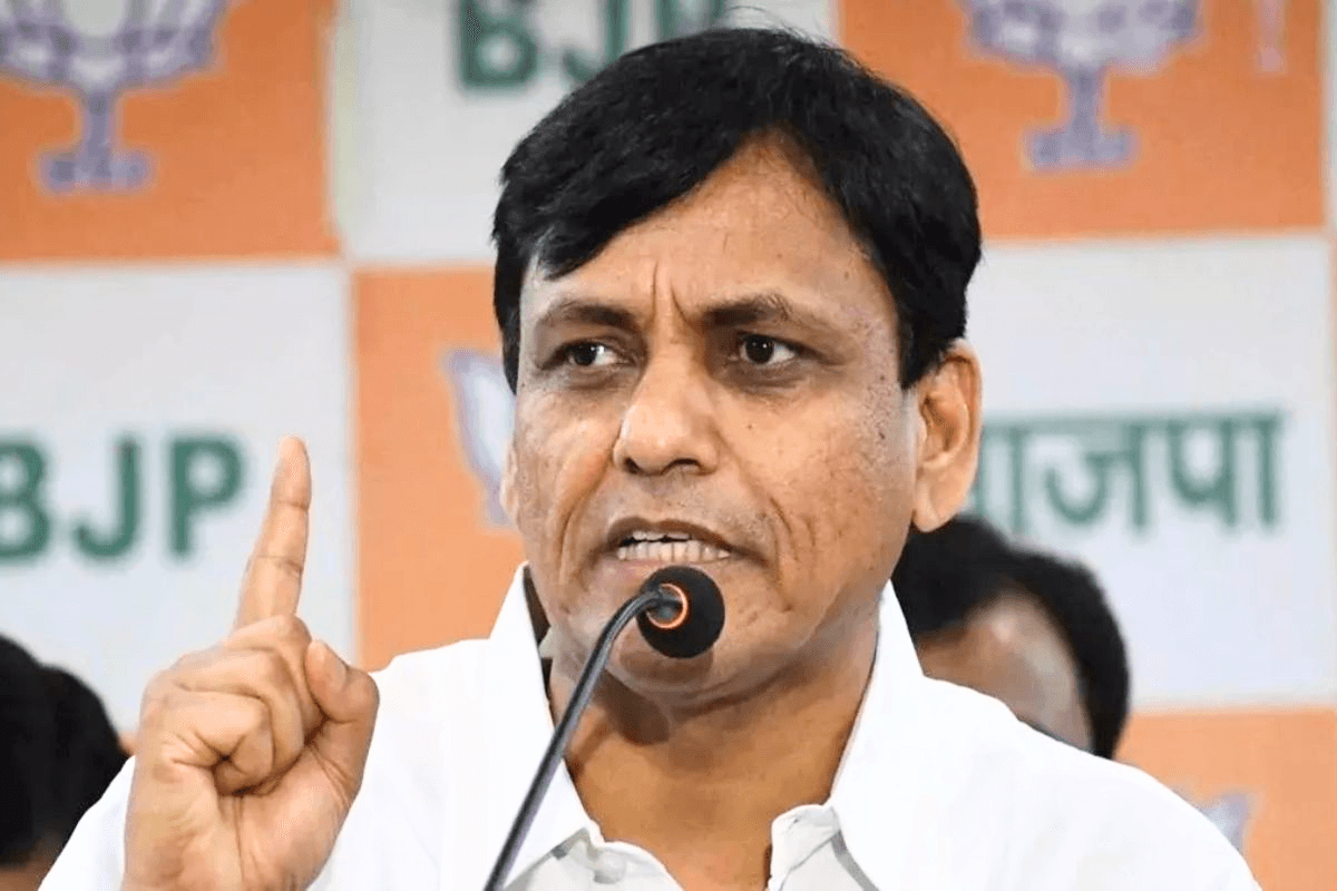 "बिहार का विकास दिखाई नहीं देता तो करा लें आंख-कान का इलाज", BJP के दिग्गज नेता ने विपक्ष को जमकर सुनाया