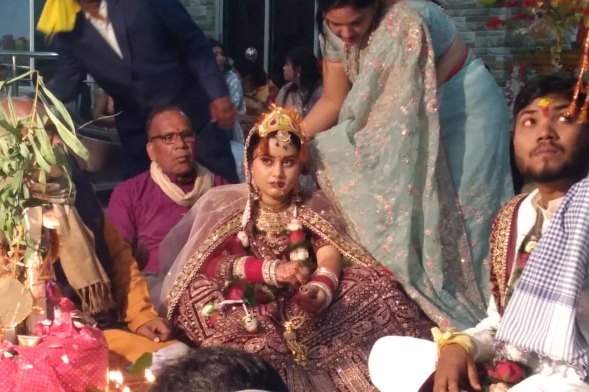 Dhanbad News: शादी से पहले दुल्हन की मां की मौत, गम में बदलीं विवाह की खुशियां