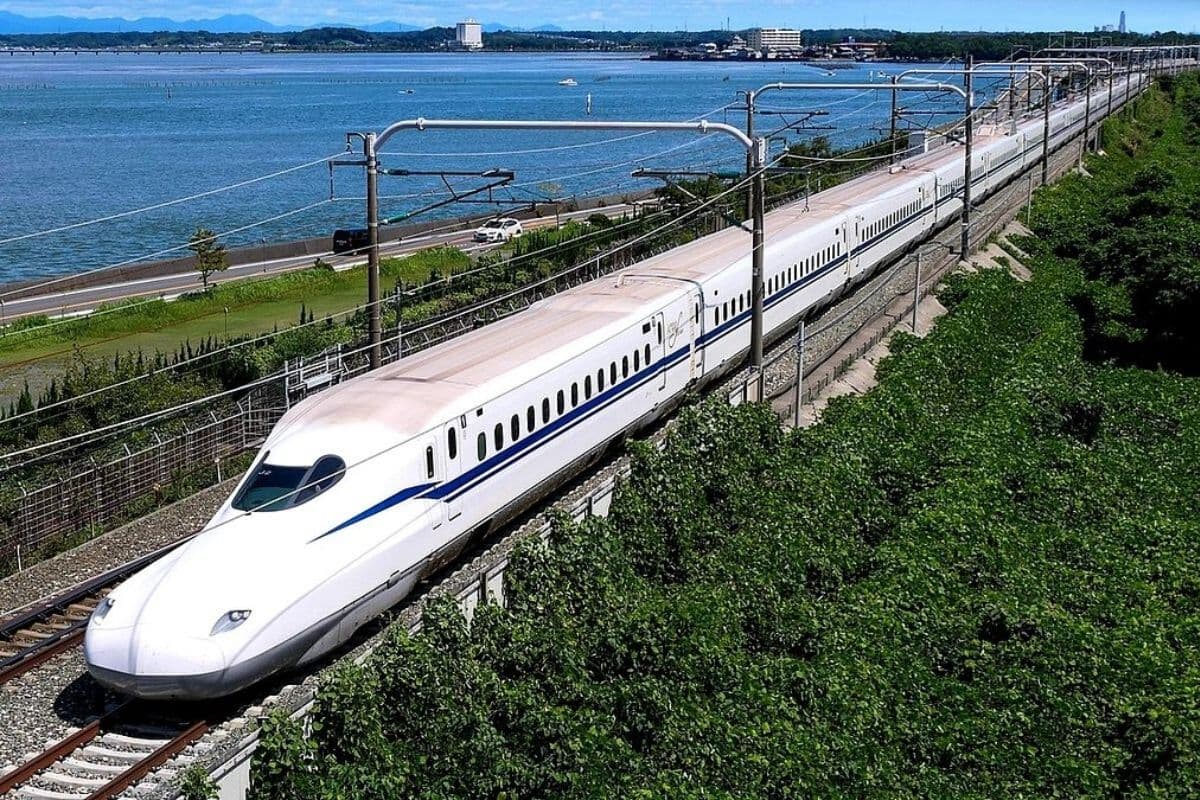 Bullet Train: भारत में बहुत जल्द दौड़ेगी बुलेट ट्रेन, स्पीड 350 km/h, रेल मंत्री ने किया निरीक्षण