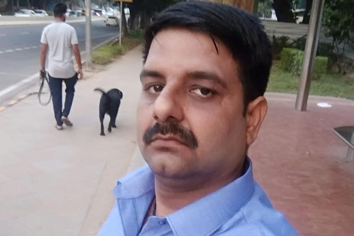 Road Accident In Ranchi: रांची में तैनात CRPF जवान की सड़क हादसे में मौत, सैन्य सम्मान के साथ हुआ अंतिम संस्कार