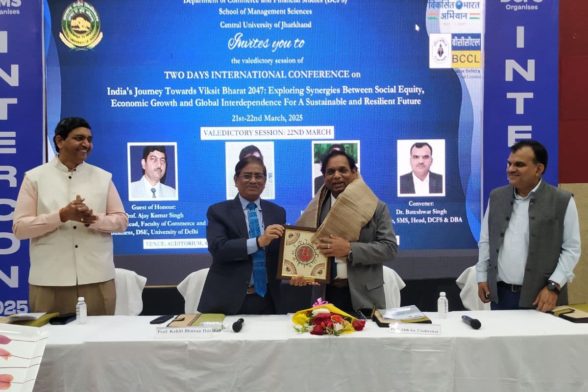 CUJ के अंतरराष्ट्रीय सम्मेलन में वीसी प्रो क्षिति भूषण दास ने दिया विकसित भारत का मंत्र