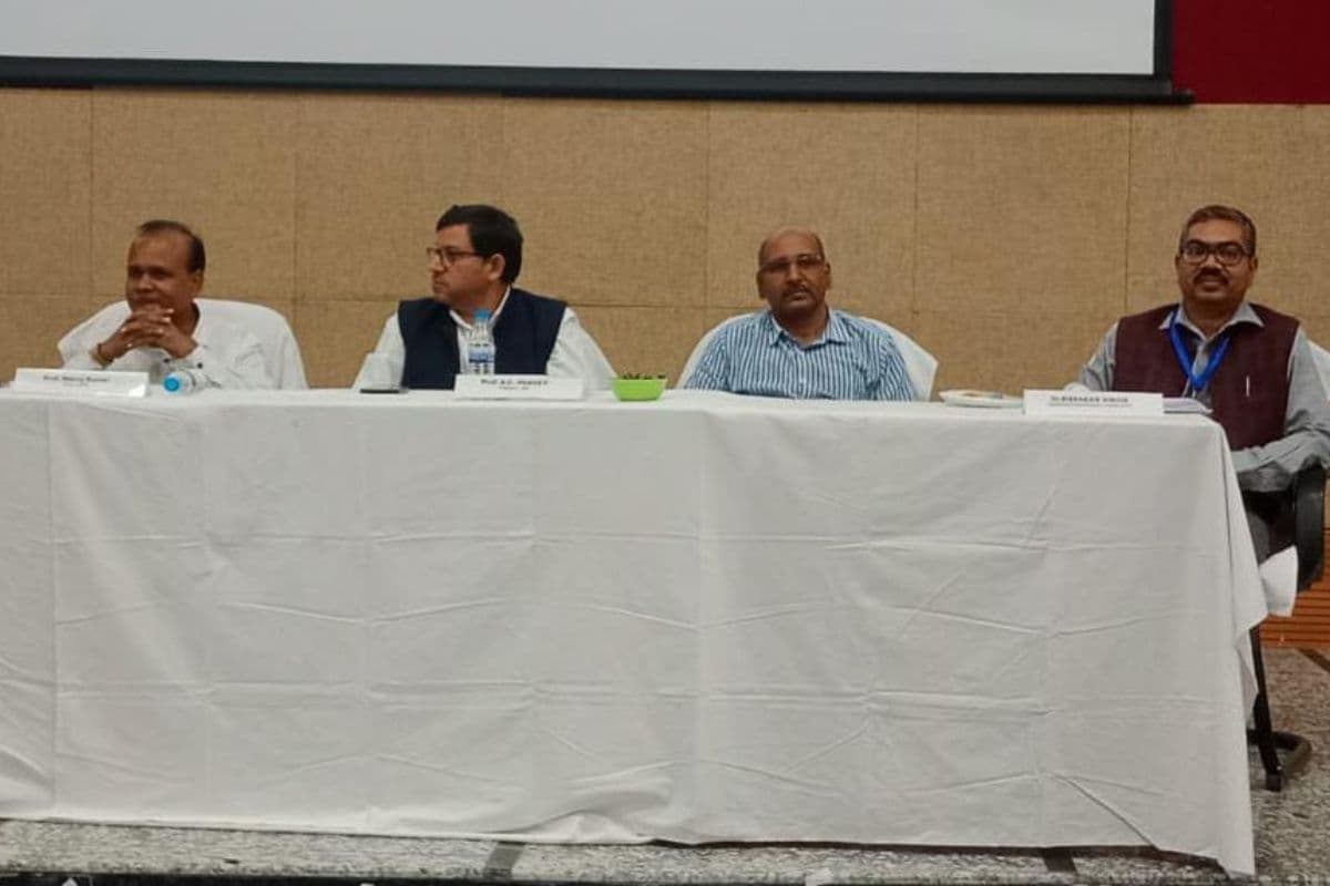 CUJ National Seminar: सीयूजे में दो दिवसीय राष्ट्रीय सेमिनार का समापन, प्रो अरविंद चंद्र पांडेय ने की सराहना