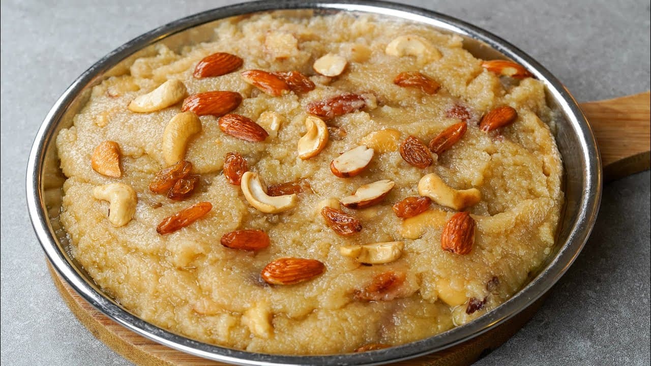 Chaitra Navratri first Day Recipe : माता शैलपुत्री को भोग लगाएं देशी घी का कड़ा प्रसाद