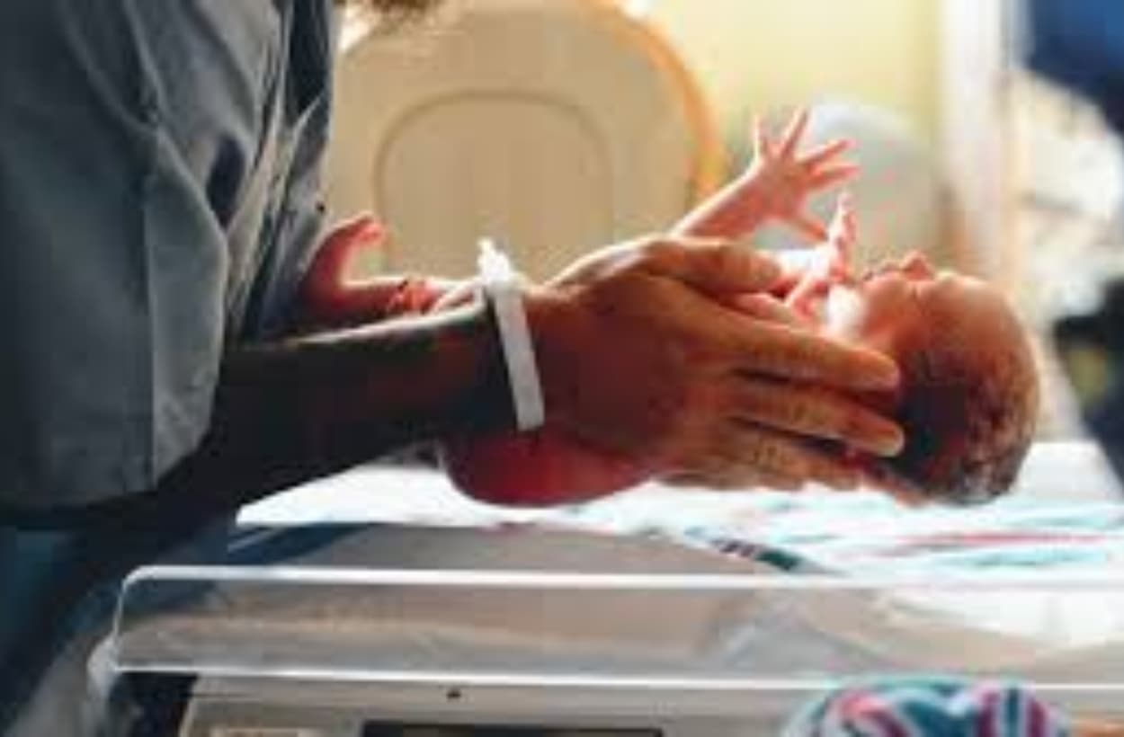 China Viral Story: बेटे के चाहत में 9 बेटियों को दिया जन्म, सभी का नाम रखा एक जैसा