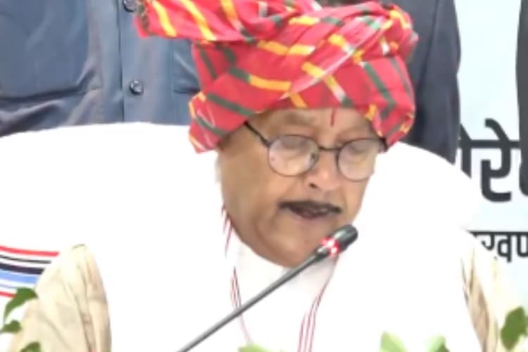 वित्त मंत्री ने जल जीवन मिशन योजना पर किया बड़ा ऐलान, पेयजल विभाग के लिए 4 हजार करोड़ से अधिक का प्रावधान