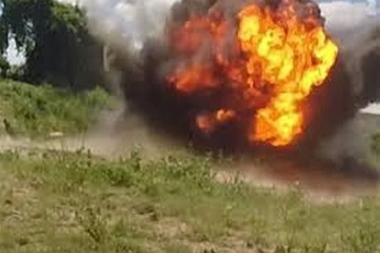 मनोहरपुर IED ब्लास्ट में घायल सीआरपीएफ के 3 जवानों को एयरलिफ्ट कर लाया गया रांची, मिलने पहुंचे झारखंड के डीजीपी