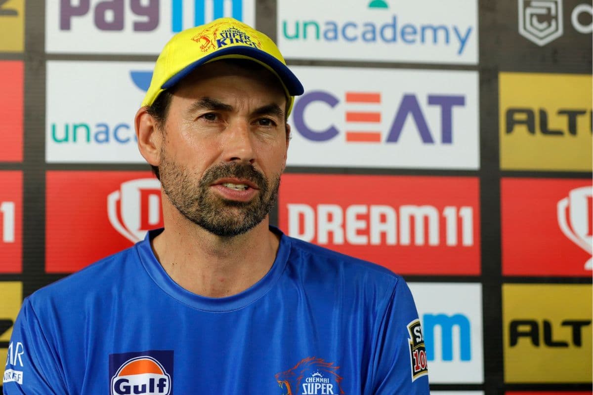 क्यों धोनी बैटिंग ऑर्डर में ऊपर नहीं आ सकते? कोच फ्लेमिंग ने किया खुलासा, बताई शारीरिक समस्या