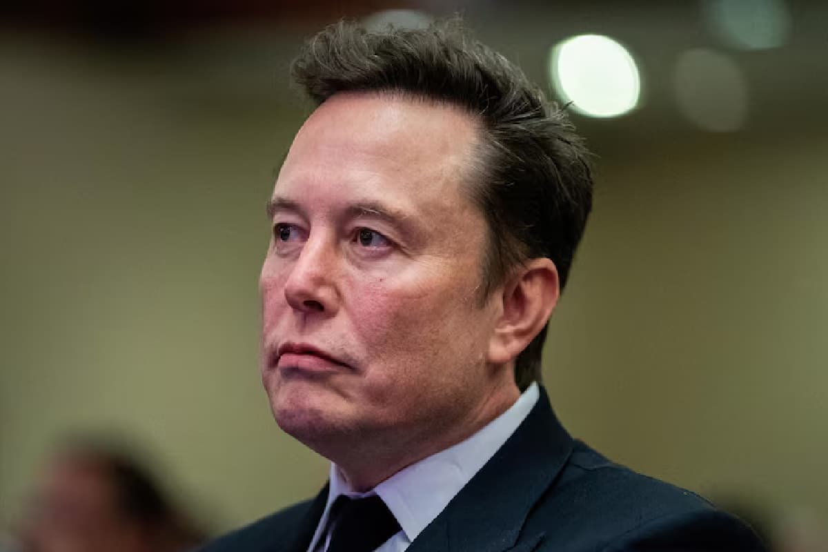 एलन मस्क की बढ़ी बेचैनी! एक्स, टेस्ला और स्पेसएक्स को संभालने में हो रही मुश्किलें