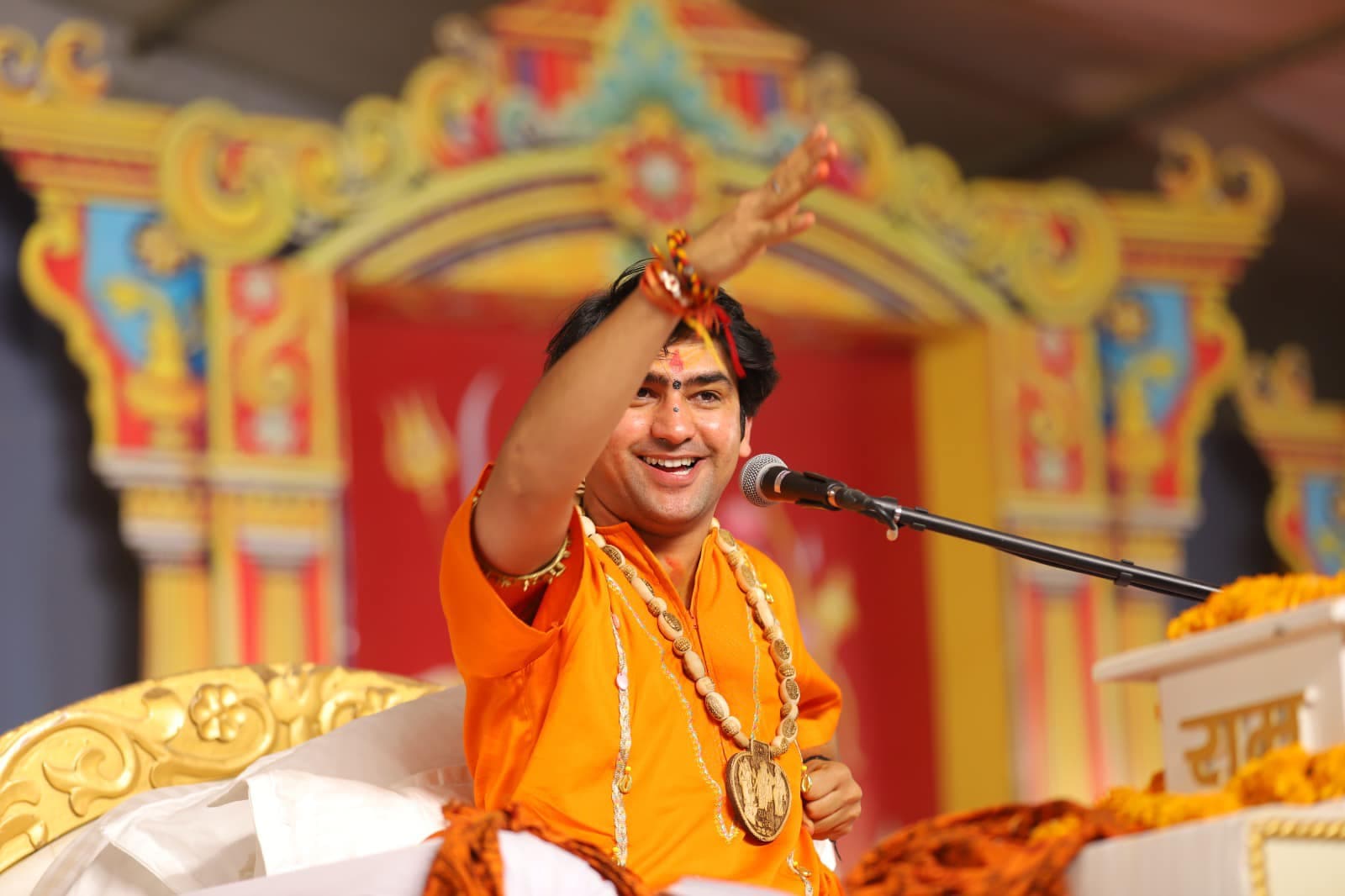 Baba Bageshwar: हनुमंत कथा के आखिरी दिन ‘बाबा बागेश्वर’ ने भरी हुंकार, कहा- जो रोकेगा, उसके घर के सामने जाएंगे