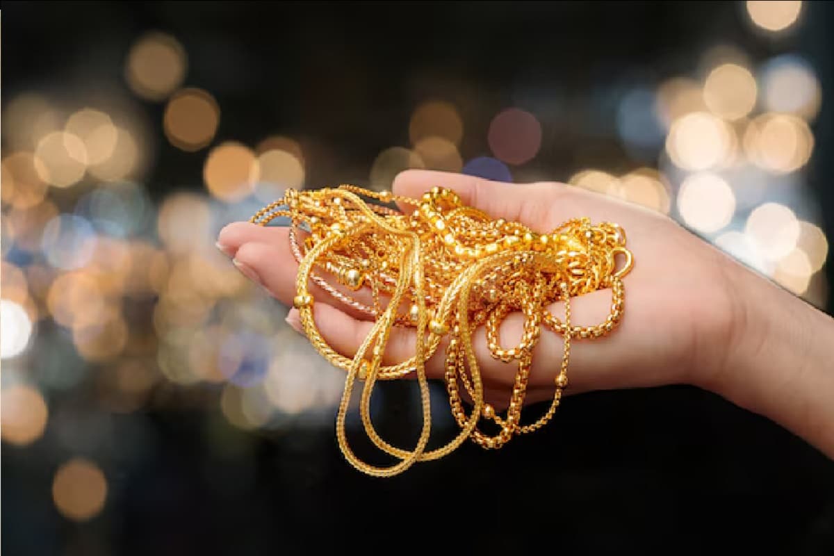 होलिका दहन से पहले सोना-चांदी की कीमतों में रिकॉर्ड बढ़ोतरी, 90 हजार के करीब पहुंचा गोल्ड