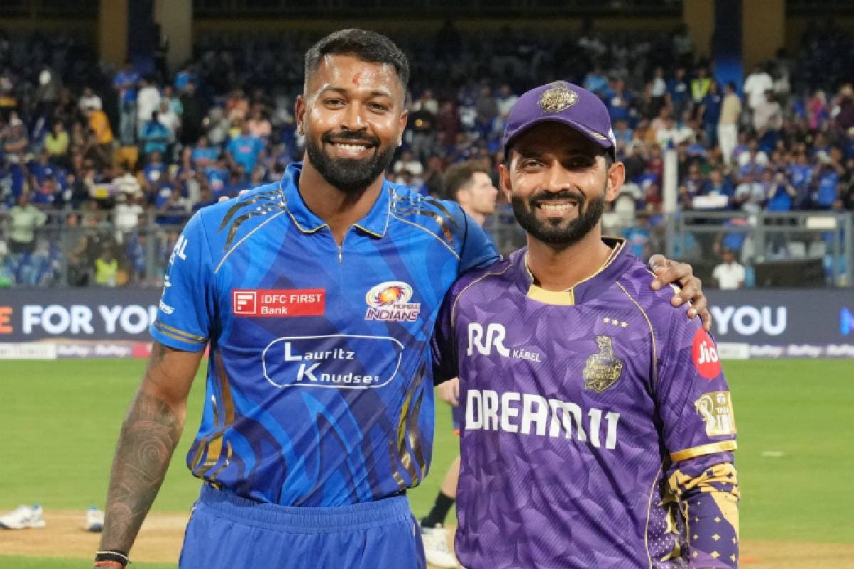 अपने घर लौटी मुंबई इंडियंस को पहली जीत की तलाश, केकेआर की पहले बल्लेबाजी, देखें प्लेइंग XI