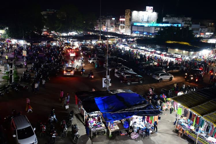 Holi Market 2025: बोकारो का होली बाजार 25 करोड़ रुपए से होगा गुलजार, जमकर खरीदारी करेंगे बीएसएलकर्मी