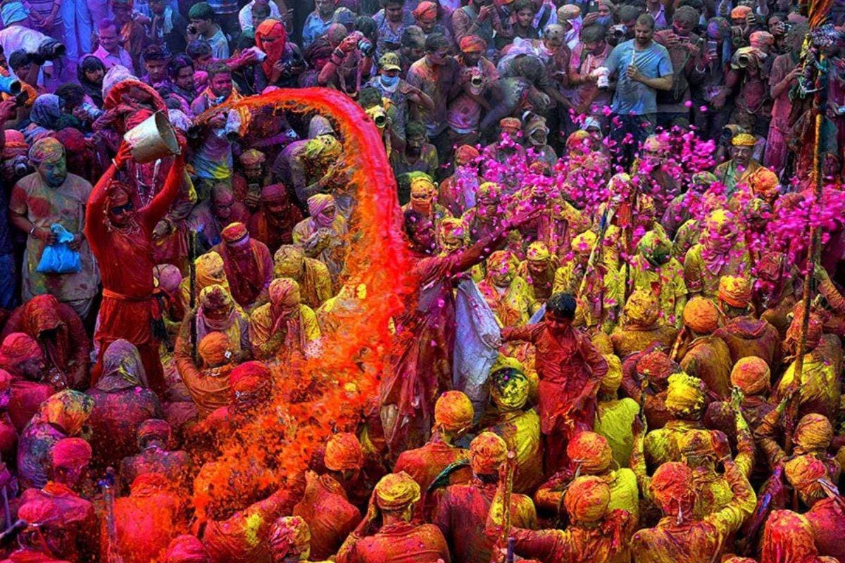 Holi 2025 : рд╣реЛрд▓реА рд╕рдорд╛рд░реЛрд╣реЛрдВ рдореЗрдВ рдореБрд╕рд▓рдорд╛рдиреЛрдВ рдХреА рдПрдВрдЯреНрд░реА рдкрд░ рдмреИрди! рдЧрд░рдорд╛рдИ рд░рд╛рдЬрдиреАрддрд┐