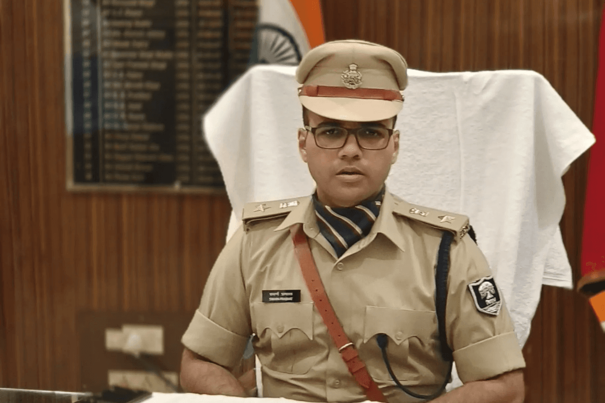 IPS Swarn Prabhat: कौन हैं मोतिहारी एसपी IPS स्वर्ण प्रभात? विधानसभा में इनके नाम पर क्यों हुई चर्चा
