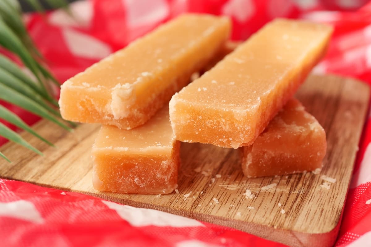 Jaggery Export: बांग्लादेश में यूपी ने मारी धमाकेदार एंट्री, GI टैग के साथ 30 मीट्रिक टन गुड़ की हुई सप्लाई