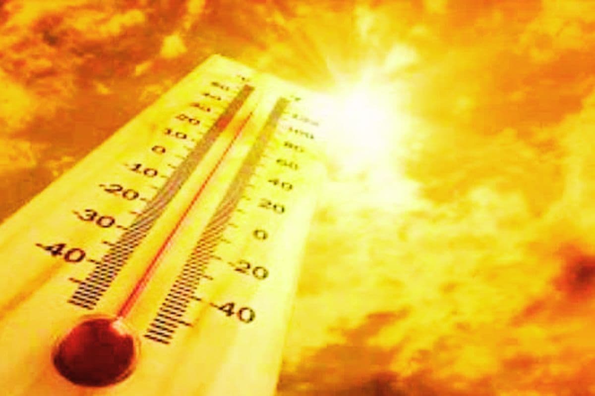 Aaj Ka Mausam: झारखंड में सताने लगी गर्मी, पांच डिग्री सेल्सियस तक और बढ़ेगा तापमान, होली के दिन कैसा रहेगा मौसम?