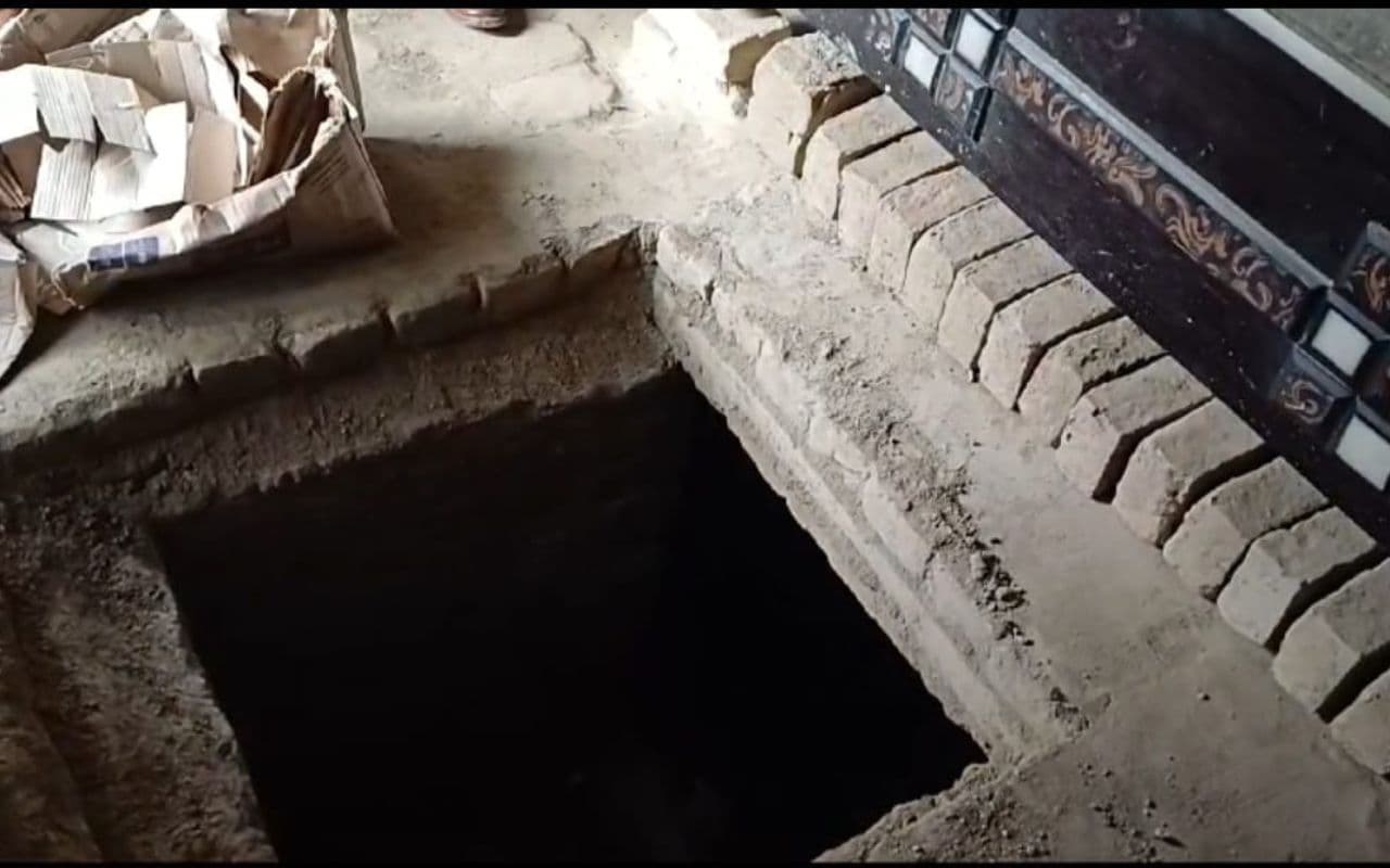 मुजफ्फरपुर में शराब माफिया से घर से 30 लाख का विदेशी शराब जब्त, होली से पहले बड़ा एक्शन