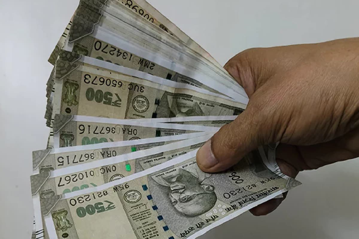 सांसदों की सैलरी और पेंशन में 24% बढ़ोतरी, 1 अप्रैल से होगा लागू